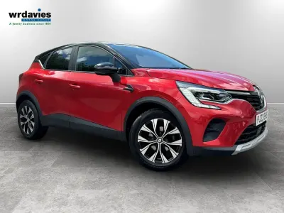 Used Renault Captur Evolution 91 HP (66 kW) 2023 Red/black SUV