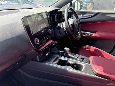 Lexus NX450h+