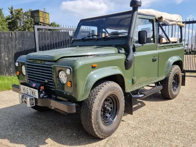 Used Land Rover Defender 1990 Green SUV