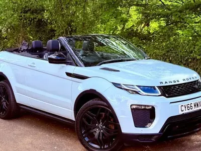 Used Land Rover Range Rover evoque HSE Dynamic 179 HP (131 kW) 2017 White Cabriolet