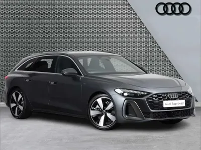 Używany Audi A5 S-Line 295 KM (216 kW) 2026 Szary Kombi