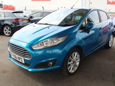 Used Ford Fiesta Titanium 125 HP (91 kW) 2016 Blue Hatchback