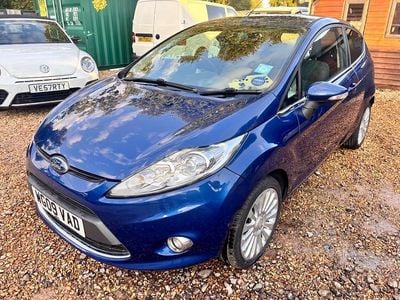 Blue Used 2009 Ford Fiesta Titanium Hatchback | £2,495 (Fair price)