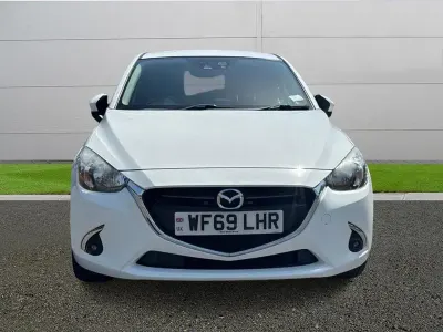Used Mazda 2 Inclusive 90 HP (66 kW) 2019 White Hatchback