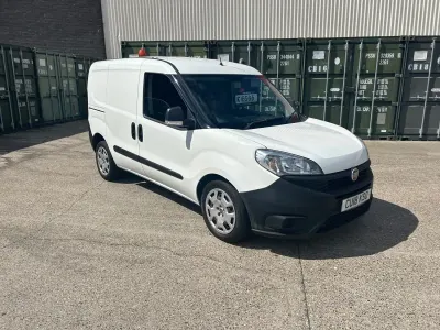 Used Fiat Doblò Active 95 HP (69 kW) 2018 White MPV