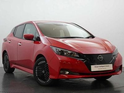 Used Nissan Leaf N-Connecta 110 kW (150 HP) 2022 Red Hatchback