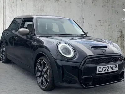 Used Mini Cooper S Exclusive 176 HP (129 kW) 2022 Black Hatchback