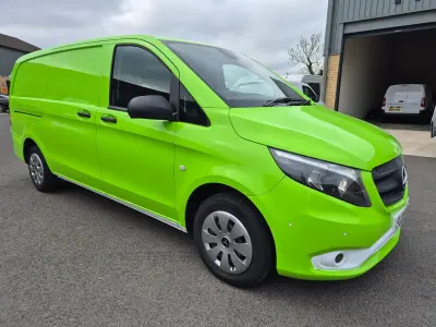 Used Mercedes Vito Progressive 140 HP (102 kW) 2020 White Van