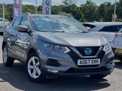 Used Nissan Qashqai Acenta 115 HP (84 kW) 2017 Grey SUV
