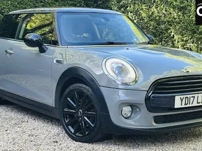 Używany Mini Cooper Hatch 136 KM (100 kW) 2017 Hatchback