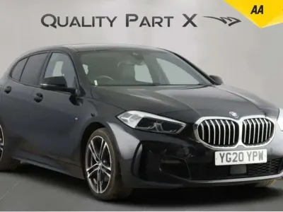 Begagnad BMW 116 M Sport 2020 Svart Halvkombi