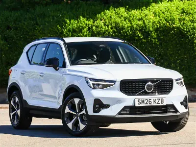 New Volvo XC40 Plus 163 HP (119 kW) 2025 Blue SUV