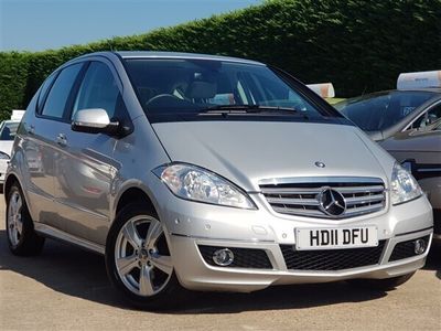 used Mercedes A180 A Class 1.7AVANTGARDE SE 5-Door *AUTOMATC & SAT NAV* Hatchback