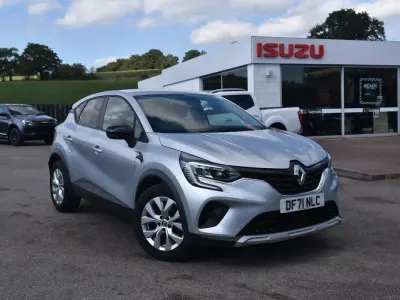 Używany Renault Captur Iconic 2022 Szary SUV