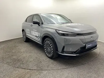 Usado Honda e Advance 2025 Gris Utilitario
