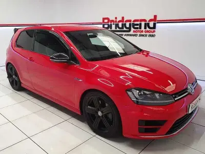 Used VW Golf VII R 2016 Red Hatchback