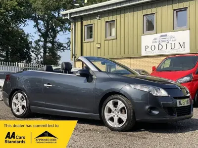 Used Renault Mégane Cabriolet Dynamique 130 HP (95 kW) 2011 Grey Cabriolet