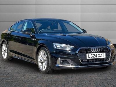 Begagnad Audi A5 Sport 150 HK (110 kW) 2024 Svart Halvkombi