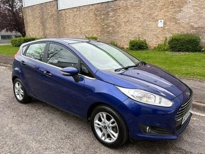 Usado Ford Fiesta Zetec 2015 Azul Citadino