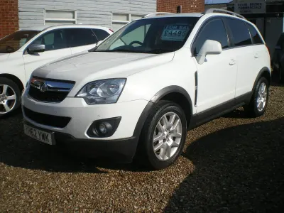 Used Vauxhall Antara 163 HP (119 kW) 2012 White SUV