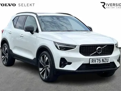 Used Volvo XC40 Ultra 197 HP (144 kW) 2025 Crystal white SUV