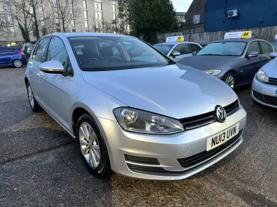 Used VW Golf VII SE 105 HP (77 kW) 2013 Silver Hatchback