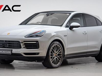 White Used 2022 Porsche Cayenne Platinum Edition SUV | £63,990 (Fair price)