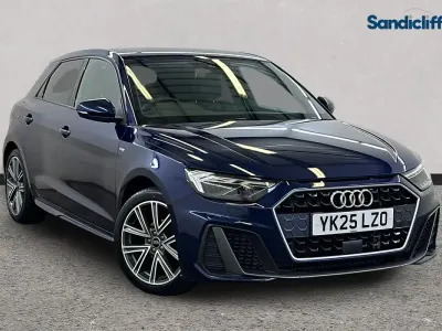 Gebraucht Audi A1 S-Line 95 PS (69 kW) 2025 Blau SUV