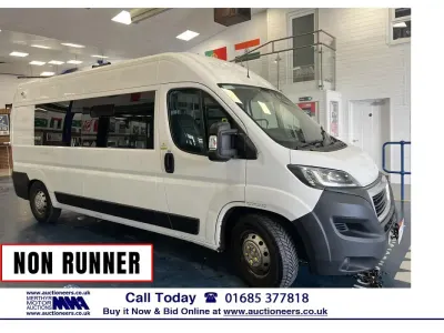 Käytetty Peugeot Boxer 130 HP (95 kW) 2019 Valkoinen Van