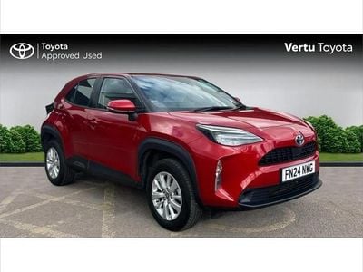 Used Toyota Yaris Cross 113 HP (83 kW) 2024 Red SUV