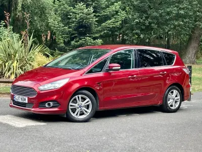 Used Ford S-MAX Titanium 2017 Red MPV
