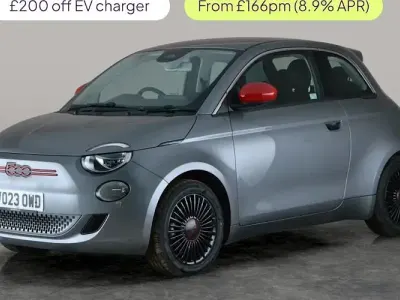 Used Fiat 500e Red 86 kW (118 HP) 2026 Hatchback