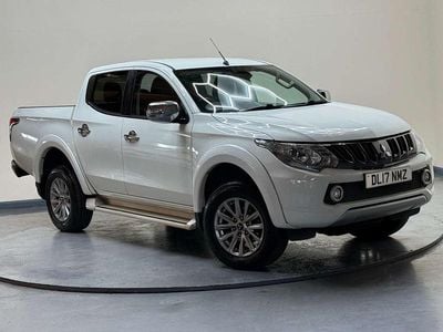 Used Mitsubishi L200 2017 White Pickup