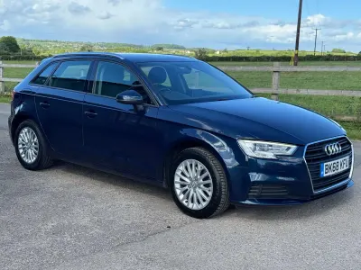 Used Audi A3 Sportback 150 HP (110 kW) 2018 Blue Hatchback