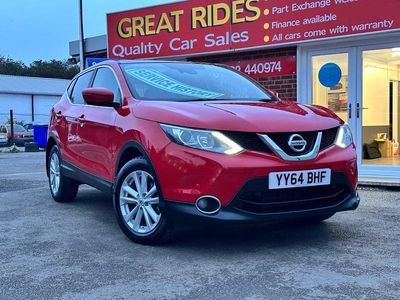 Red Used 2014 Nissan Qashqai Acenta Premium SUV | £5,995 (Expensive)