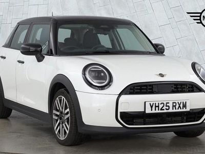Used Mini Cooper Hatch 113 kW (154 HP) 2025 White Hatchback