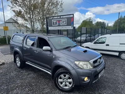Second-hand Toyota HiLux 171 CP (125 kW) 2011 Gri Pickup