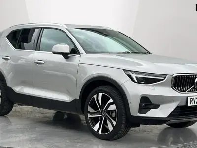 Used Volvo XC40 Ultra 163 HP (119 kW) 2025 Silver SUV