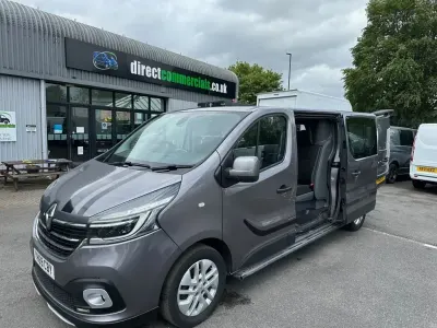 Gebraucht Renault Trafic 145 PS (106 kW) 2019 Grau Van / Kleinbus