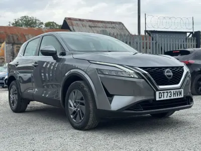 Używany Nissan Qashqai Acenta Premium 2024 Szary SUV