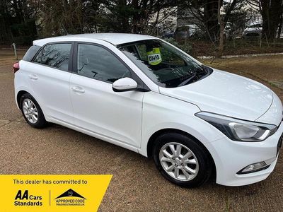 Used Hyundai i20 SE 2017 White Hatchback