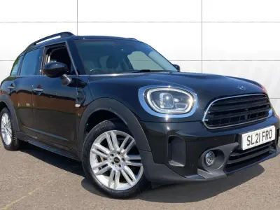 Used Mini Countryman Exclusive 136 HP (100 kW) 2021 Black SUV