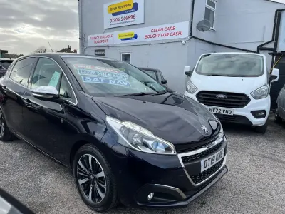 Używany Peugeot 208 S 2019 Niebieski Hatchback