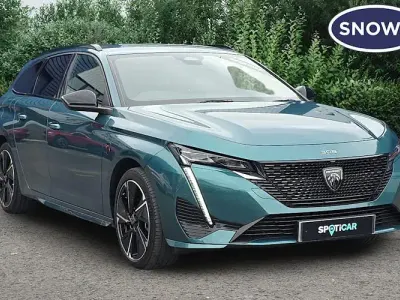 Second-hand Peugeot e-308 SW GTi 114 kW (156 CP) 2025 Break