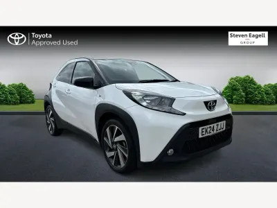 Used Toyota Aygo X 72 HP (52 kW) 2024 White SUV