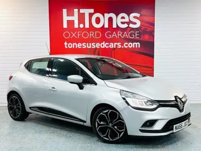 Used Renault Clio Dynamique 90 HP (66 kW) 2016 Silver Hatchback