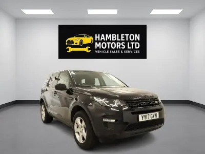 Used Land Rover Discovery Sport Pure 150 HP (110 kW) 2017 Black SUV