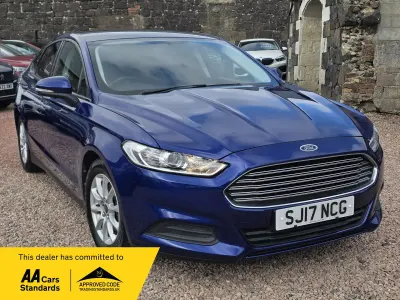 Used Ford Mondeo Style 150 HP (110 kW) 2017 Blue Hatchback