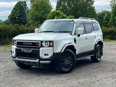 Usado Toyota Land Cruiser Edition 204 HP (150 kW) 2024 Branco SUV