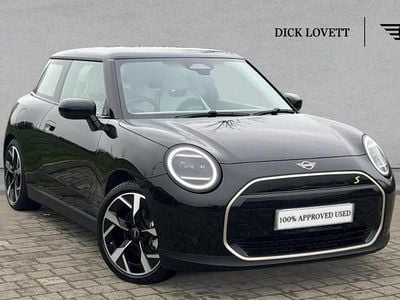 Black Used 2024 Mini Cooper SE Hatch Hatchback | £25,450 (Fair price)